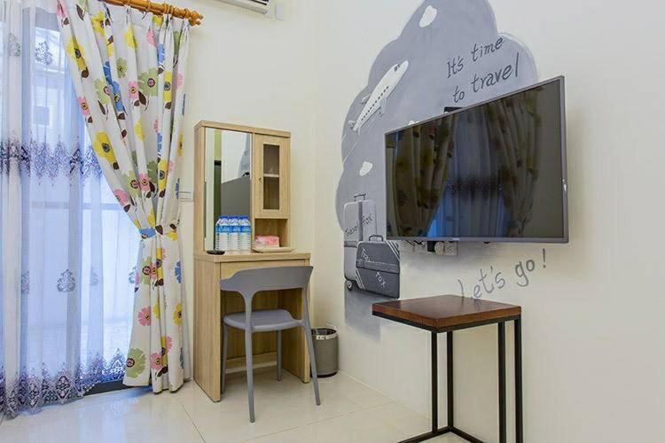 花蓮前站-艾莉小屋電梯民宿 Хуалиен Сити Екстериор снимка